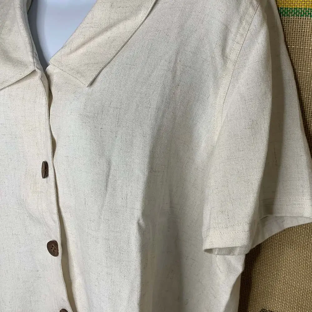 TravelSmith Women's Medium Linen Blend Short Sleeve Button Up Shirt Blouse - Picture 2 of 7